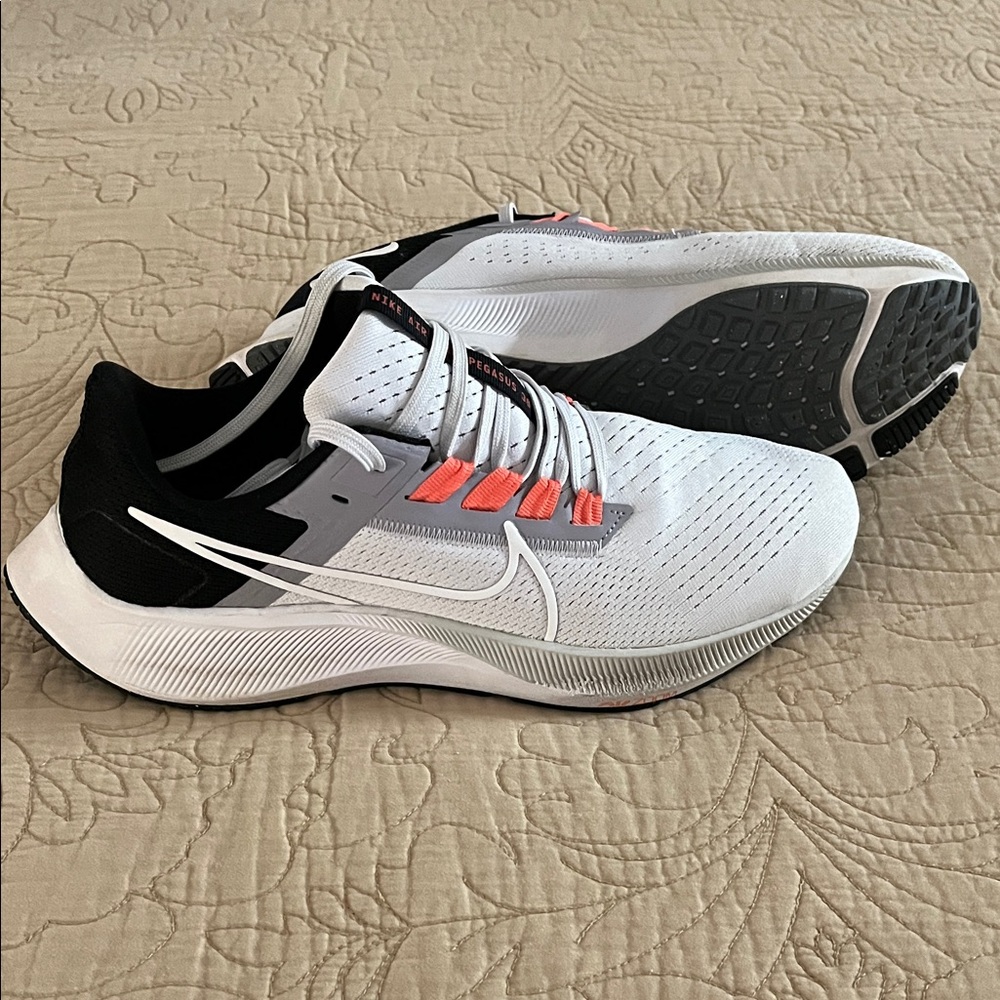 Nike Air Zoom Pegasus 38 women’s
